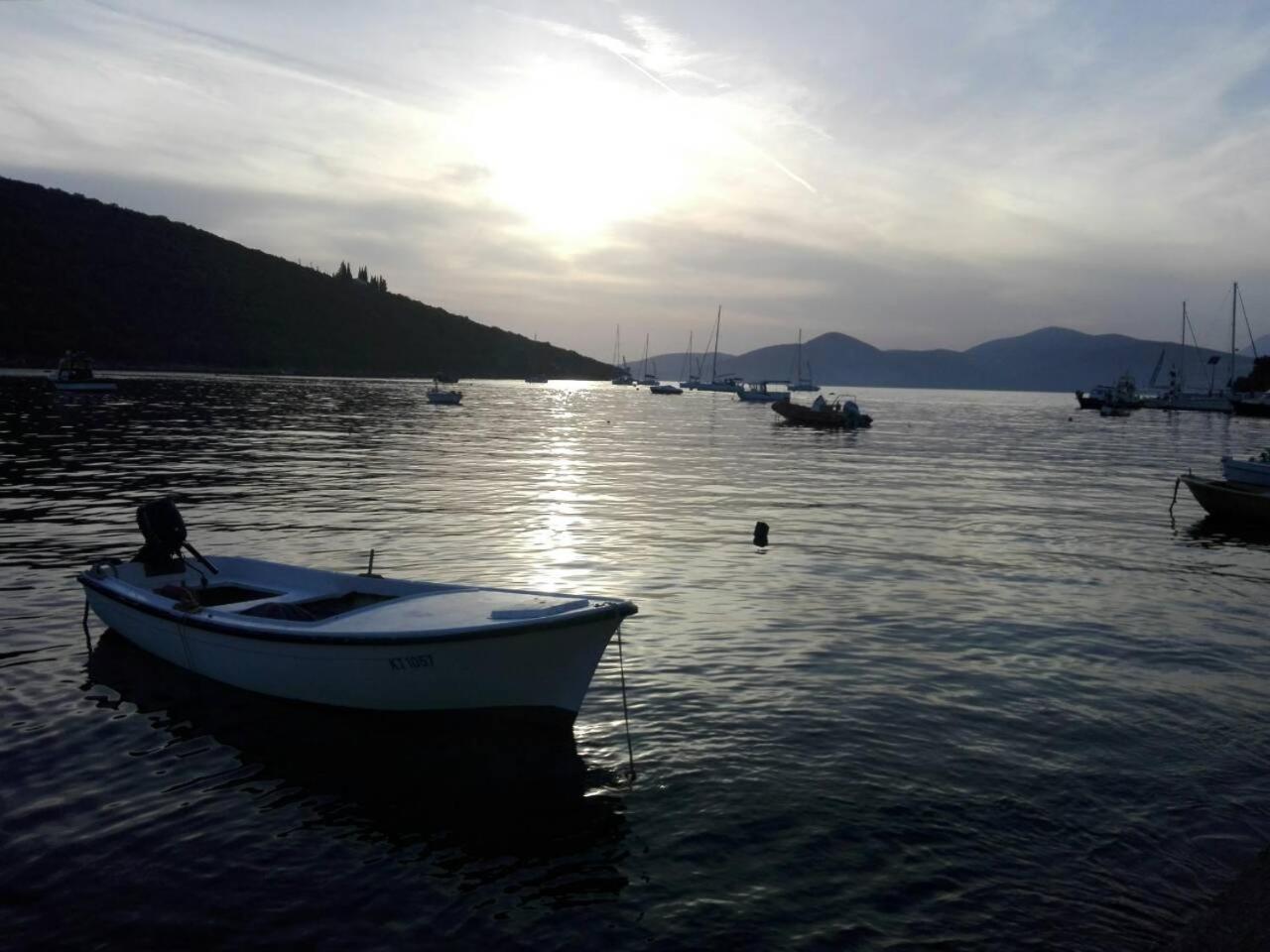 Suntime Villa 7 Tivat Exterior foto
